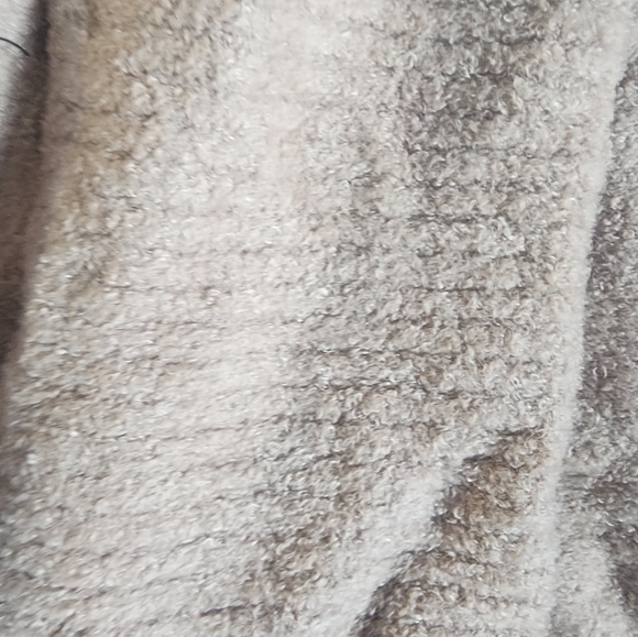 Barefoot Dreams cardigan - Picture 3 of 5